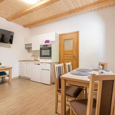 Apartamenty Stodola Jezierzany Kültér fotó